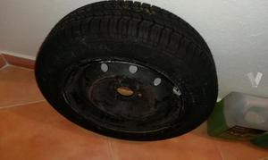 Rueda Pirelli  R