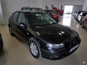 SEAT Leon 1.6i STELLA 5p.