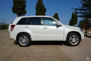 SUZUKI Grand Vitara 1.9 DDiS BLACK WHITE 5P 5p.