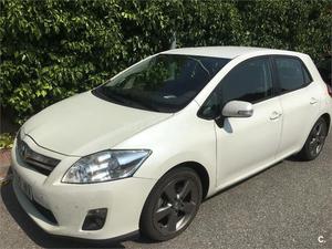 TOYOTA Auris 1.8 Hibrido Advance 5p.