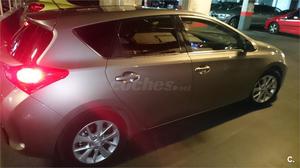 TOYOTA Auris 120D Active 5p.