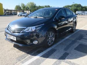 TOYOTA Avensis 120D ADVANCE 4p.