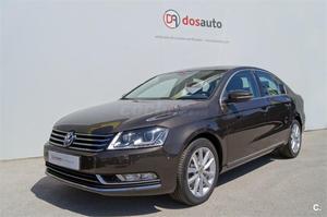 VOLKSWAGEN Passat 2.0 TDI CR 140cv Highline 4p.