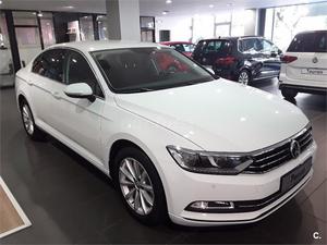 VOLKSWAGEN Passat Advance 2.0 TDI 150CV BMT DSG 4p.