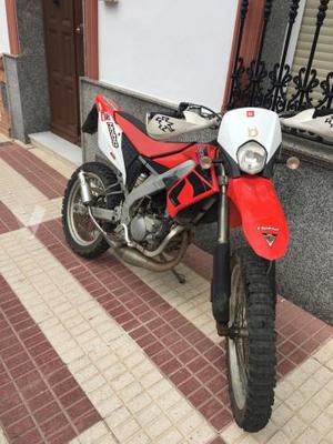 DERBI Senda DRD PRO 50 R (modelo actual) -06