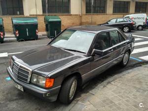 MERCEDES-BENZ E 2.3 4p.