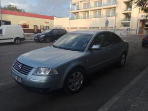 VOLKSWAGEN Passat 1.9 TDI HIGHLINE -02