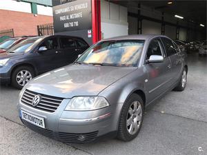 VOLKSWAGEN Passat 1.9 TDi Highline 130CV 4p.