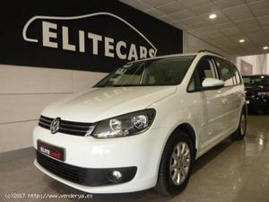 VOLKSWAGEN TOURAN EN VENTA EN ROQUETAS DE MAR (ALMERíA) -