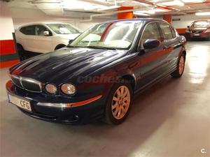 Jaguar Xtype 2.5 V6 Executive 4p. -03