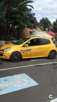 RENAULT Clio F1 Team v 200CV 3p.