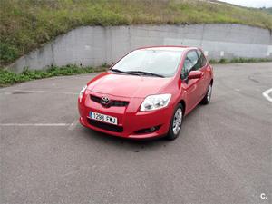 TOYOTA Auris 1.4 D4D Auris 3p.