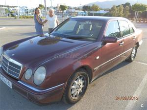 MERCEDES-BENZ Clase E E 240 ELEGANCE 4p.