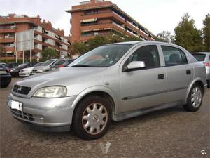 Opel Astra v Comfort 4p. -00