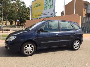 RENAULT Megane SCENIC RXE 1.9DCI 5p.