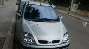 RENAULT Scénic CONFORT DYNAMIQUE 1.9DCI -03