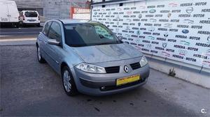 Renault Megane Emotion v 3p. -06