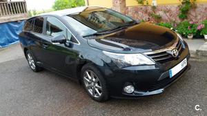 TOYOTA Avensis 120D Advance Cross Sport 5p.