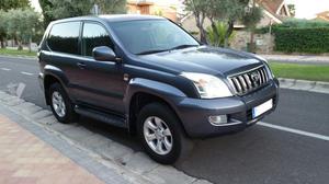 TOYOTA Land Cruiser 3.0 D4D VX -05