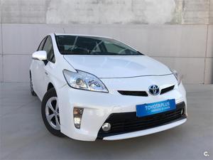 TOYOTA Prius Advance 5p.