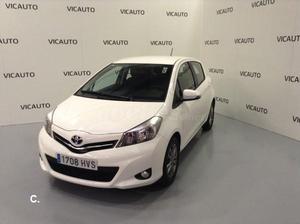 TOYOTA Yaris 100 ACTIVE 5p.