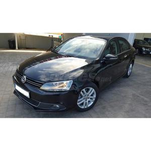 VOLKSWAGEN Jetta 1.6 TDI 105cv Sport 4p.