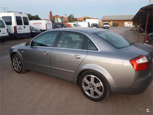 AUDI A4 2.5 TDI multitronic 4p.