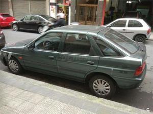 Ford Escort 1.8td 5p. -98