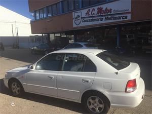 HYUNDAI Accent 1.5I GLS 12V 5p.