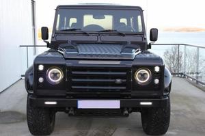 Land-Rover Defender