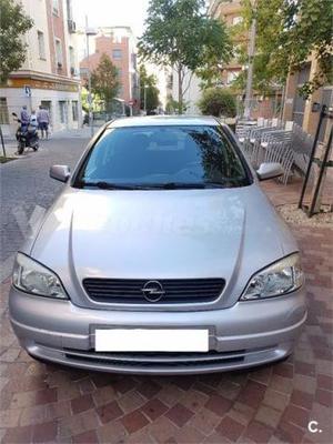 Opel Astra v Comfort 5p. -00