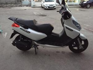 PIAGGIO X