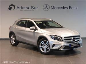 SE VENDE MERCEDES-BENZ CLASE GLA GLA 200CDI URBAN 7G-DCT -