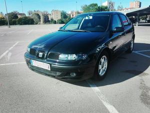 SEAT León 1.6i SPORT -02