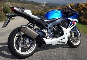 SUZUKI GSX R