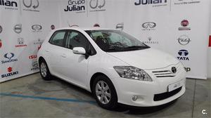 TOYOTA Auris 1.4 D4D DPF Active Eco 5p.