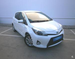 TOYOTA Yaris Hybrid Active 5p.