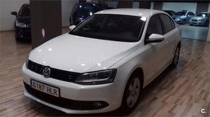 VOLKSWAGEN Jetta 1.6 TDI 105cv Advance Bluemotion Tech 4p.