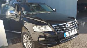 VOLKSWAGEN Touareg 3.2 V6 Tiptronic -04