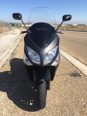 YAMAHA T-Max 