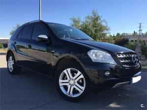 MERCEDES-BENZ Clase M ML 300 CDI 4M Blue Efficiency 5p.