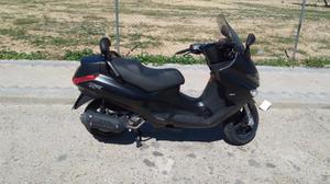 PIAGGIO X-Evo 125 Sport -14