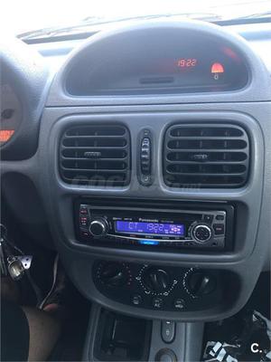 RENAULT Clio RXE V 3p.