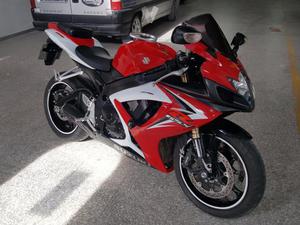 SUZUKI GSX R