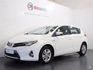 TOYOTA Auris Hybrid Active 5p.