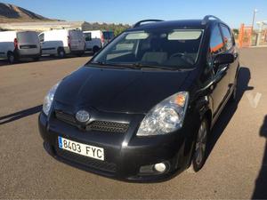 TOYOTA Corolla Verso 2.2 D4D 136 CV Luna -08