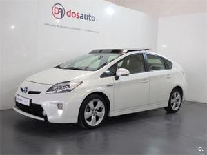 TOYOTA Prius Advance 5p.