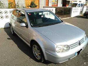 VOLKSWAGEN Golf 1.6 Highline 105CV 3p.