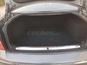 VOLKSWAGEN Passat 1.9 TDi Highline 130CV 4p.