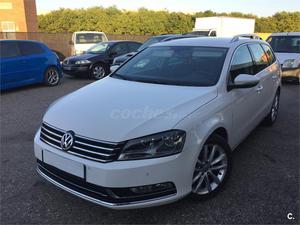 VOLKSWAGEN Passat Variant 2.0 TDI 140cv Highline BMot Tech